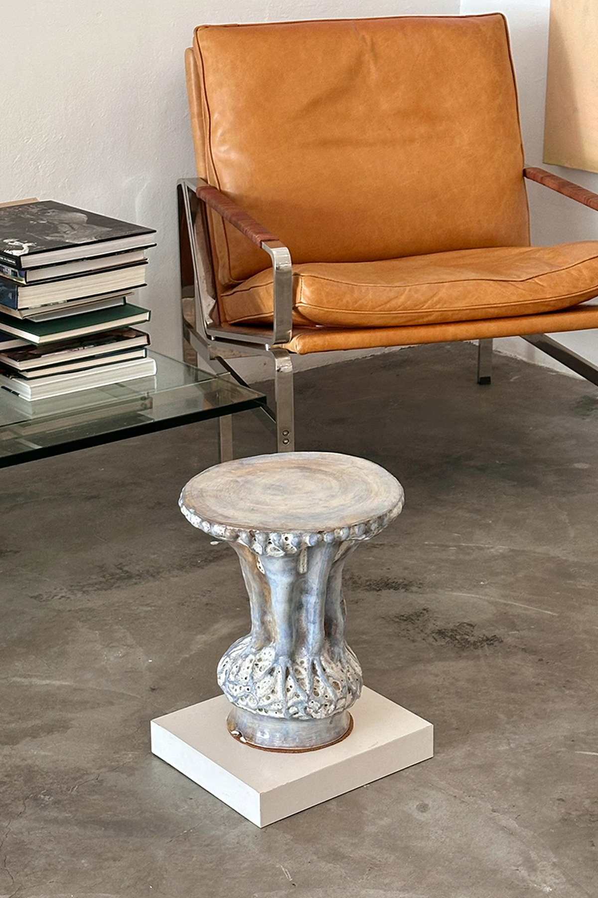 The Sisi's Side Table