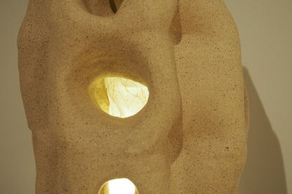 Windsor 3181, Ceramic Sculpture Lamp