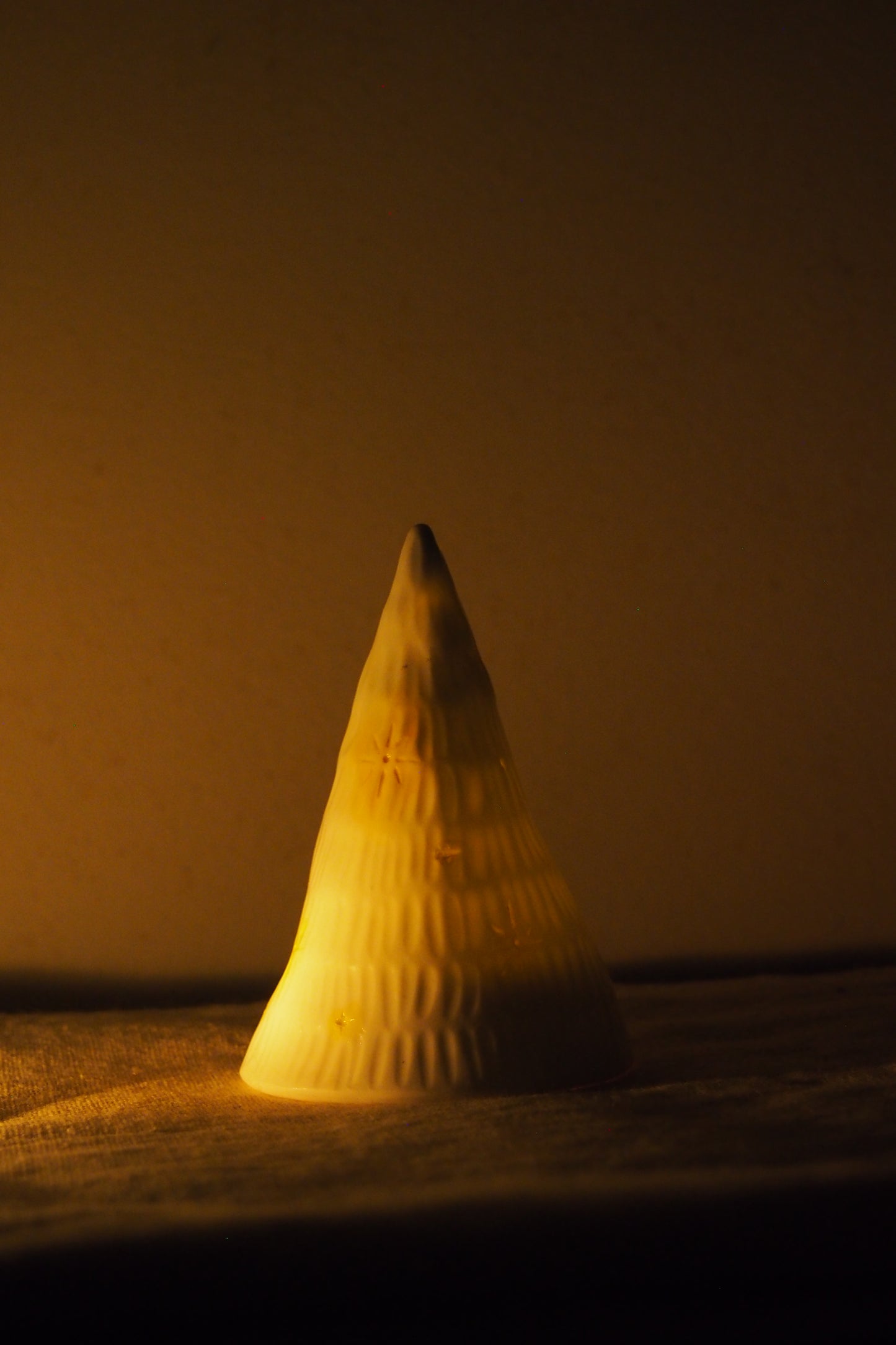 Stars: Carved porcelain Christmas tree