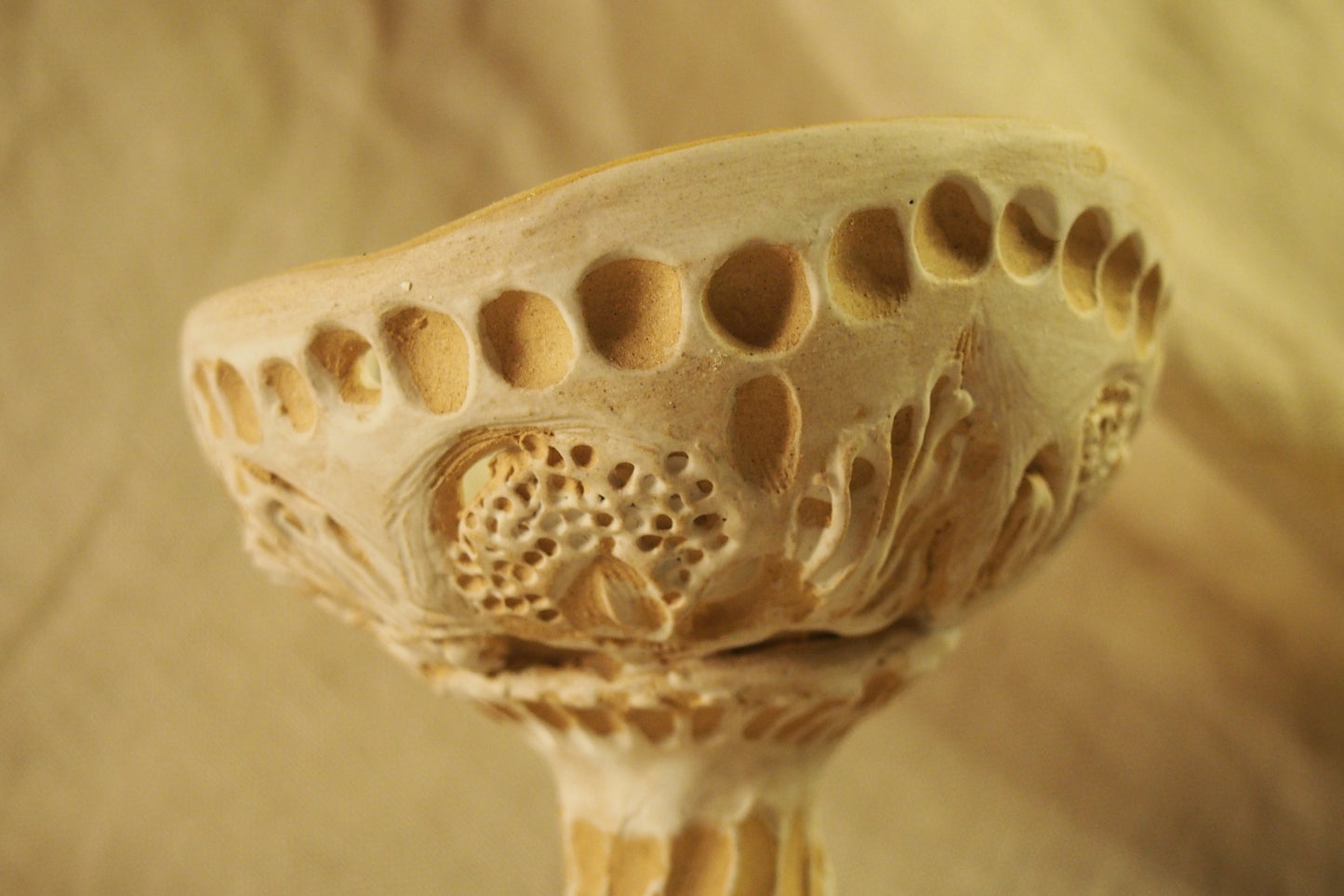 Echo III, ceramic sculpture